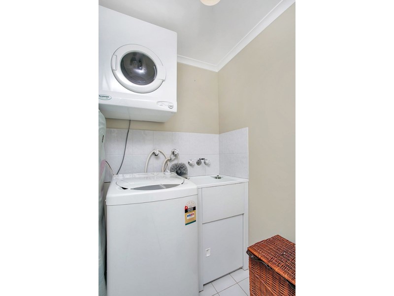 9/2 Chester Court, Manunda QLD 4870