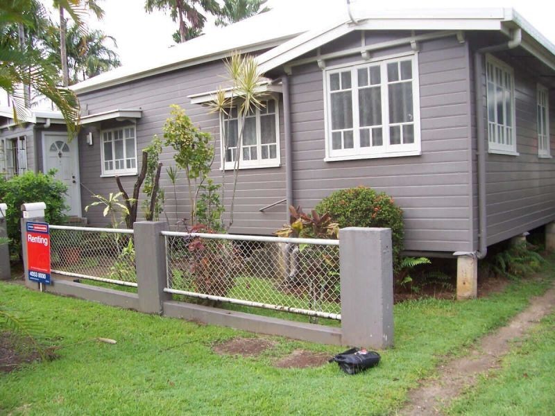 2/17 Queen Street, Parramatta Park QLD 4870