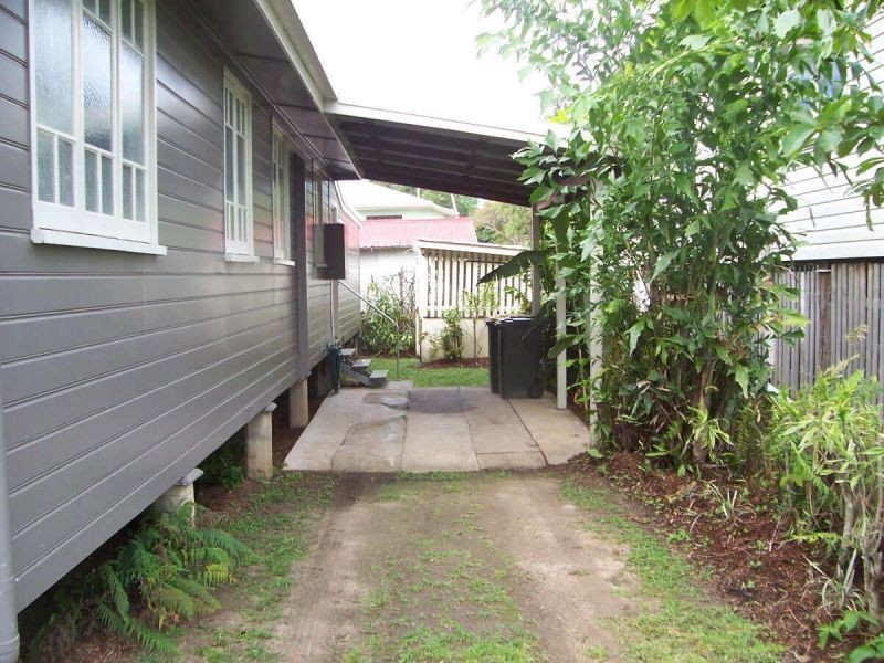 2/17 Queen Street, Parramatta Park QLD 4870