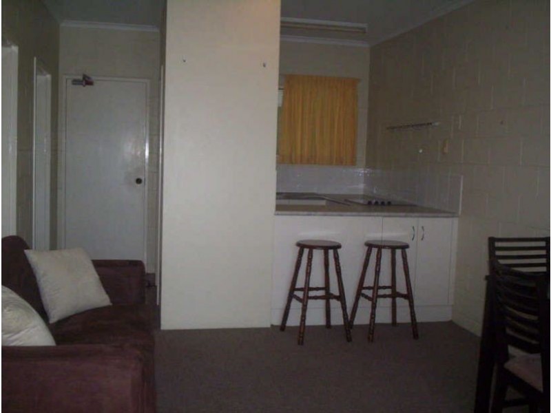 19/215 McLeod Street,Crystal Palms, Cairns QLD 4870