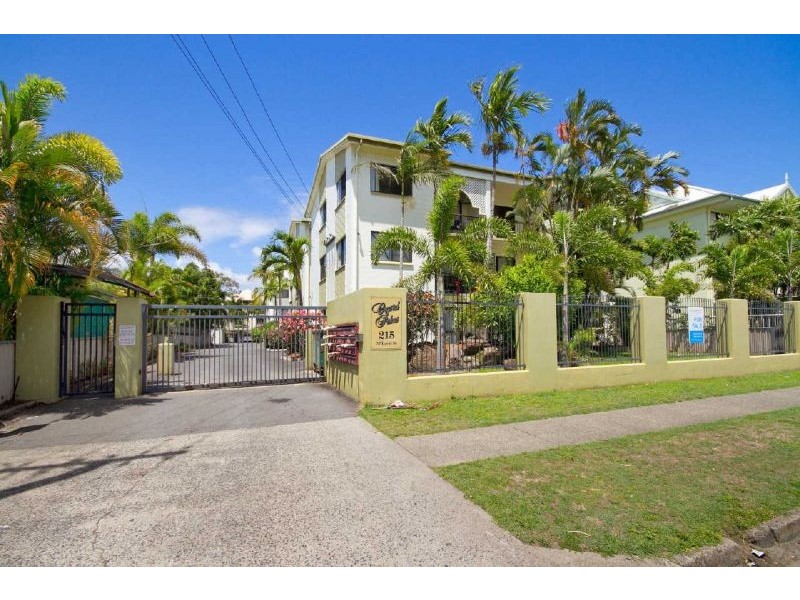 19/215 McLeod Street,Crystal Palms, Cairns QLD 4870