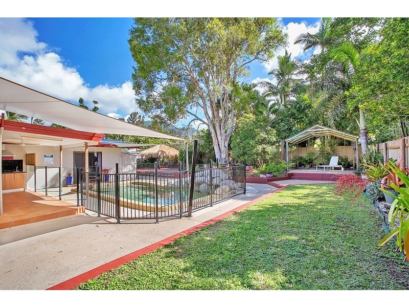 105 Jensen Street, Whitfield QLD 4870