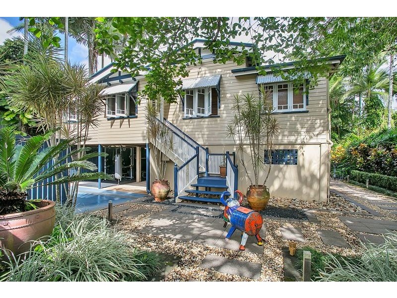 27 Hall Street, Edge Hill QLD 4870