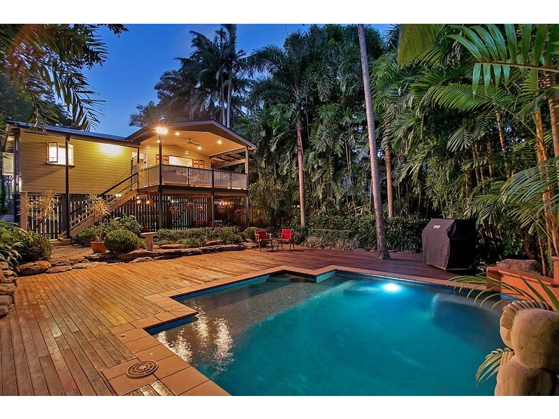 27 Hall Street, Edge Hill QLD 4870