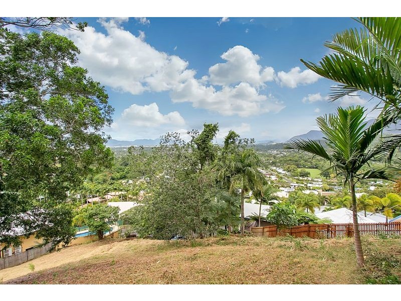 6 Knott Court, Whitfield QLD 4870