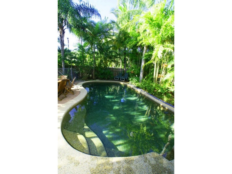 56 Periwinkle Avenue, Trinity Beach QLD 4879