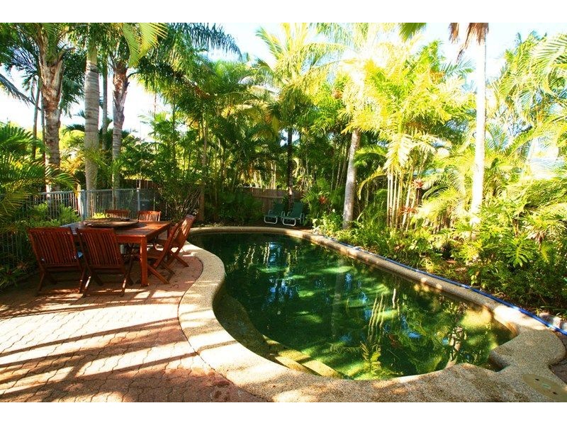 56 Periwinkle Avenue, Trinity Beach QLD 4879