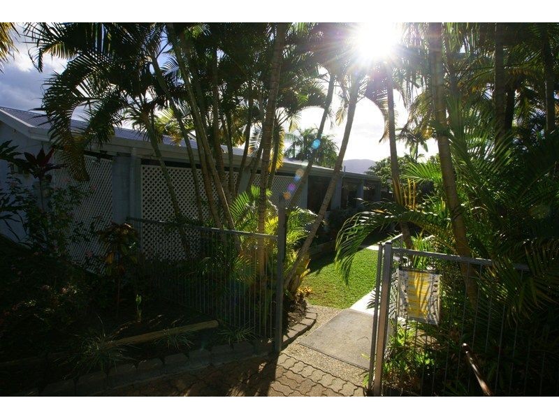 56 Periwinkle Avenue, Trinity Beach QLD 4879