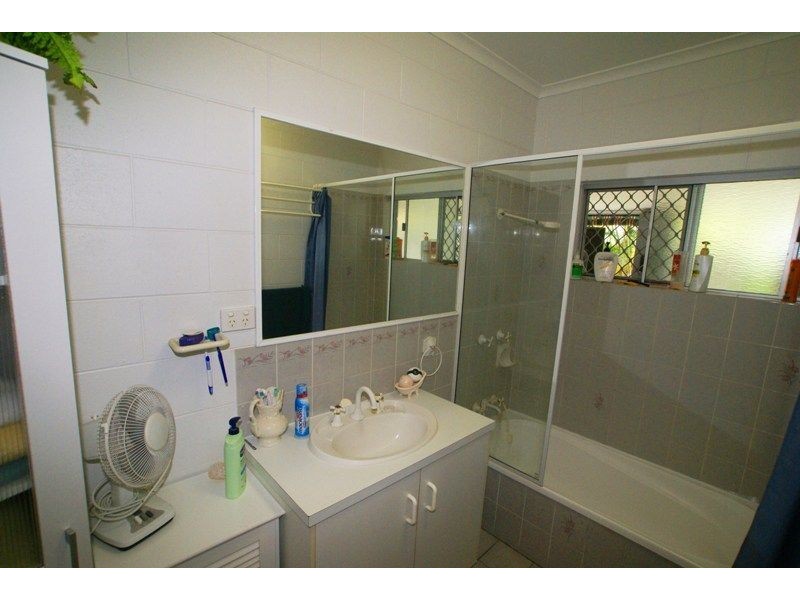 56 Periwinkle Avenue, Trinity Beach QLD 4879