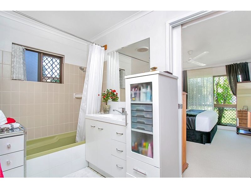 22-24 Impey Street, Caravonica QLD 4878