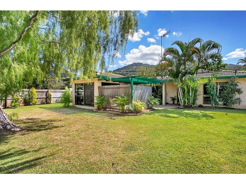22-24 Impey Street, Caravonica QLD 4878