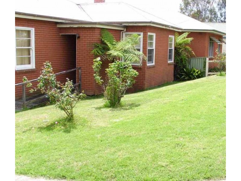17  Hill St, Bega NSW 2550