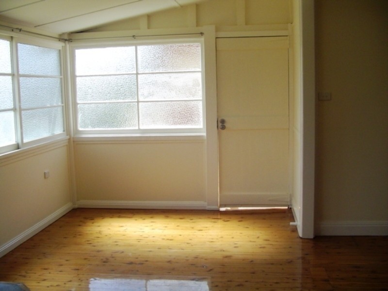 17  Hill St, Bega NSW 2550