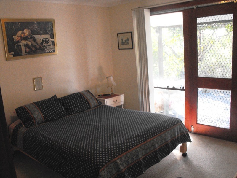 25 Surf Circle, Tura Beach NSW 2548