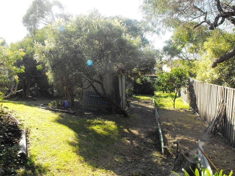 25 Surf Circle, Tura Beach NSW 2548