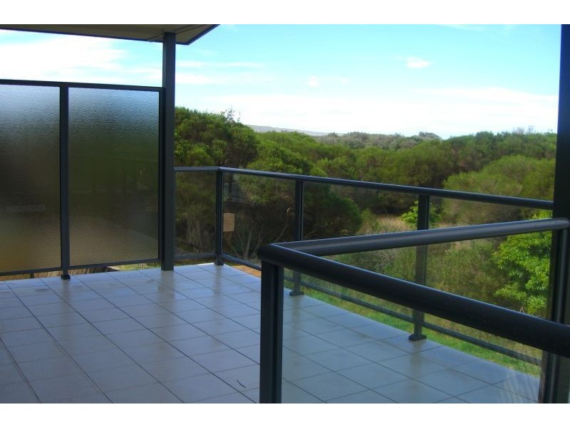 2/2B Surf Circle, Tura Beach NSW 2548