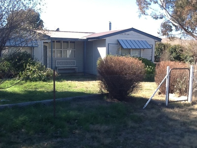 18 Bransby St, Bredbo NSW 2626