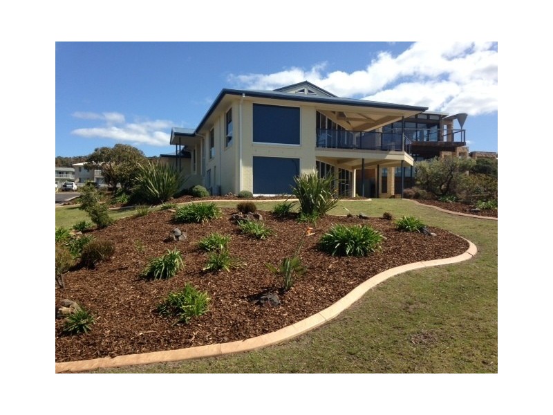 2 Nichole Court, Tura Beach NSW 2548