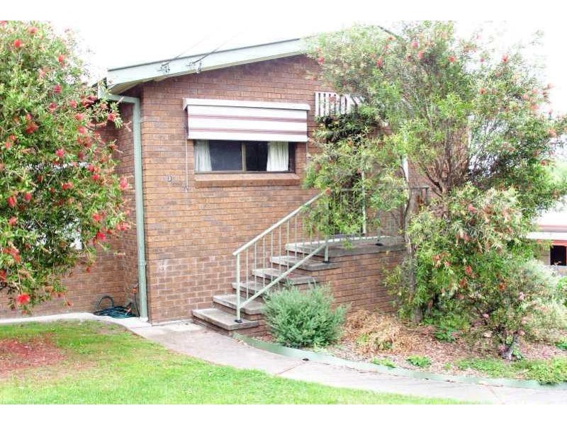2/20 Gordon St, Bega NSW 2550