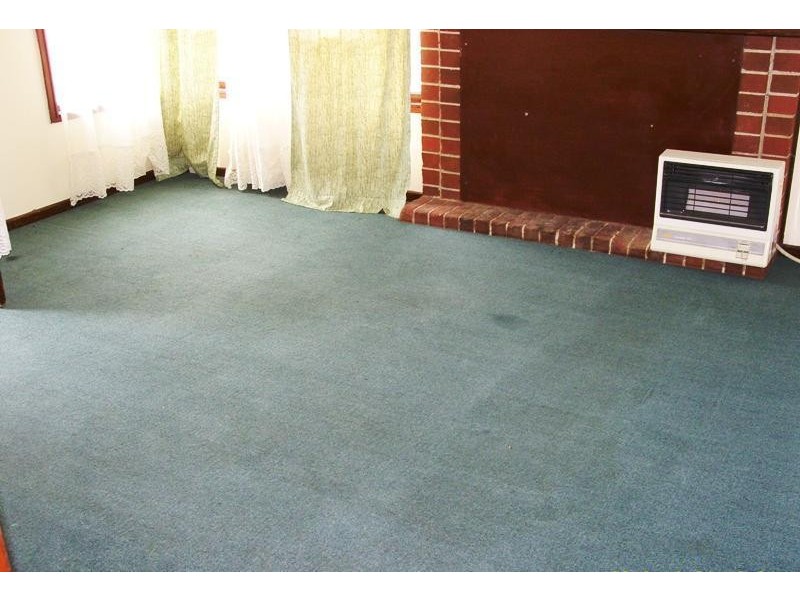 97 Ravenswood St, Bega NSW 2550