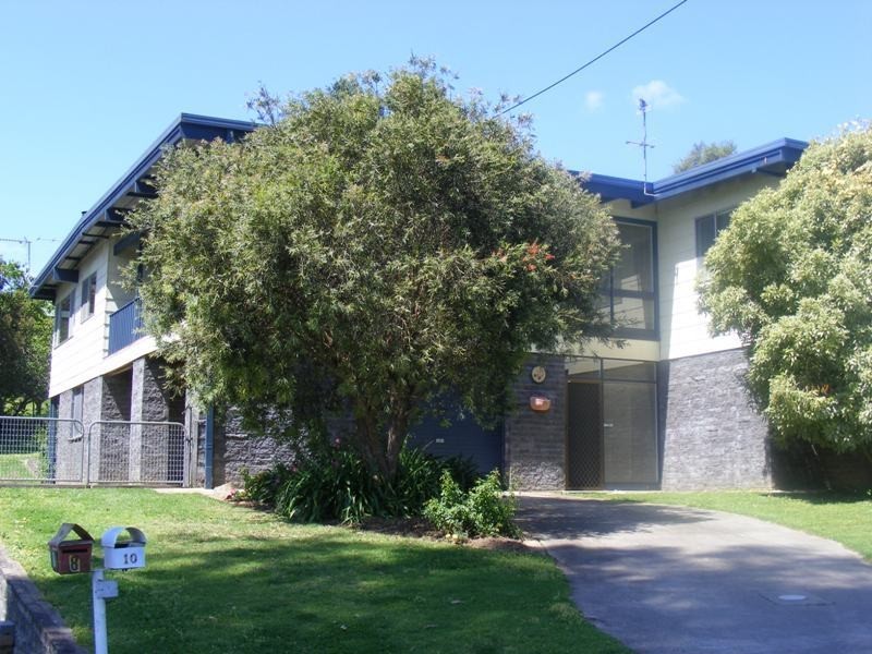 10 Koolgarra Drive, Bega NSW 2550