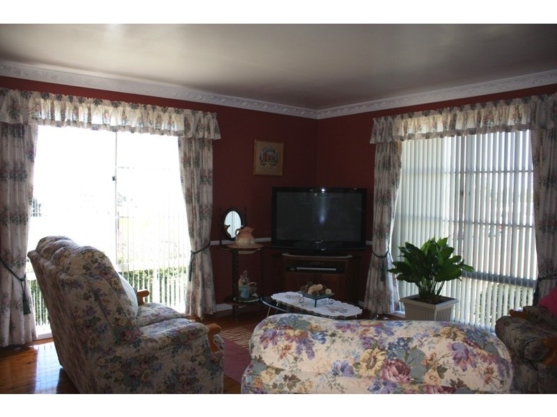 8 Orana Avenue, Cooma NSW 2630