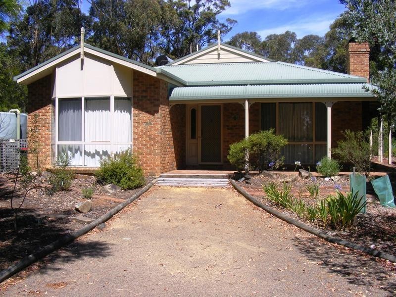 16 Timber Close, Kalaru NSW 2550