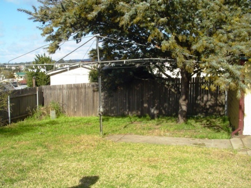 20  Bega St, Bega NSW 2550