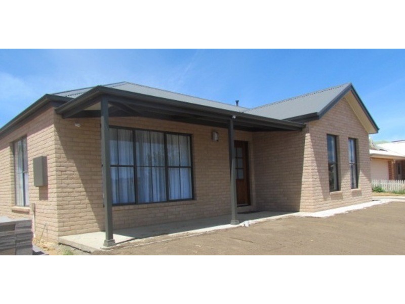 2 Thurrung St, Cooma NSW 2630