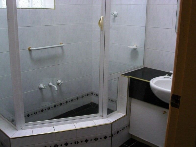 295 Auckland St, Bega NSW 2550