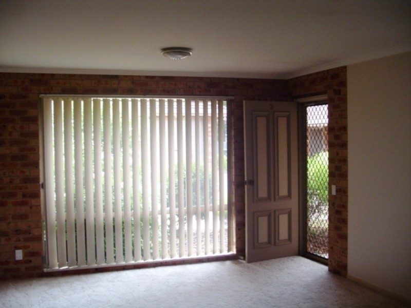 2/16 Little Bega St, Bega NSW 2550