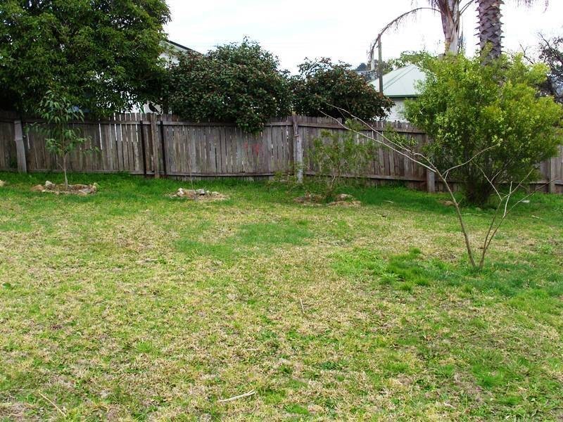 53 Eden St, Bega NSW 2550