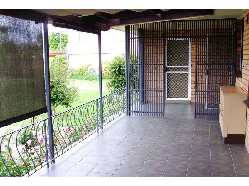 18  Glebe Ave, Bega NSW 2550