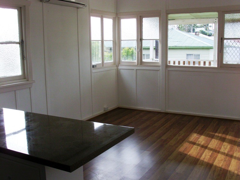 33 Carp St, Bega NSW 2550