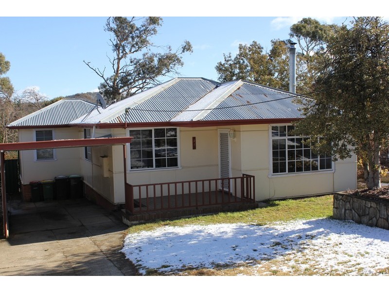21 Chapman st, Cooma NSW 2630