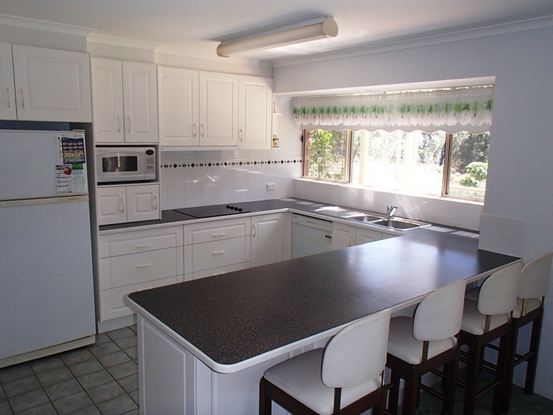 37 Golf Circuit, Tura Beach NSW 2548