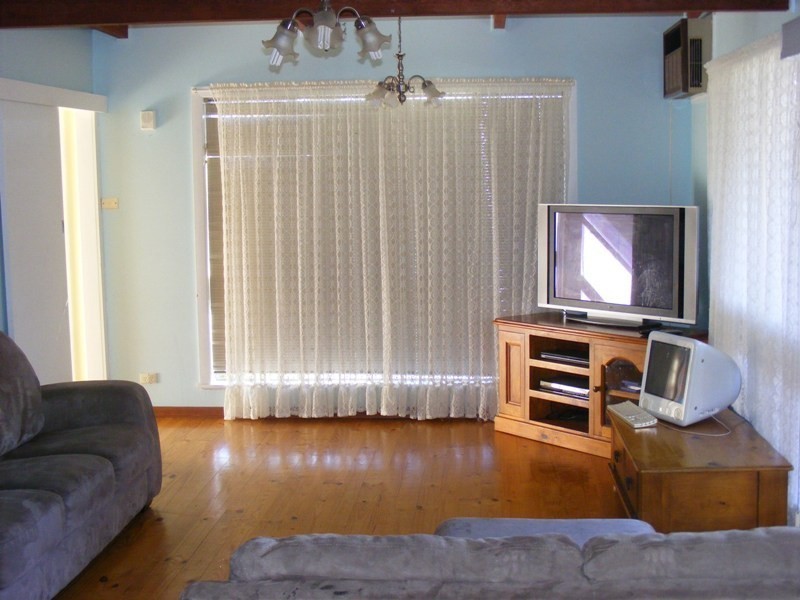 10 Koolgarra Drive, Bega NSW 2550