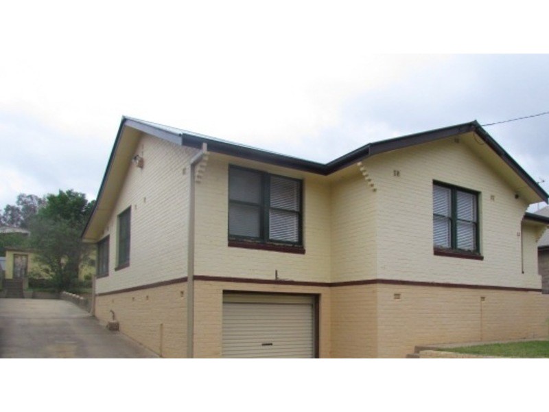 12 Barrack Street, Cooma NSW 2630