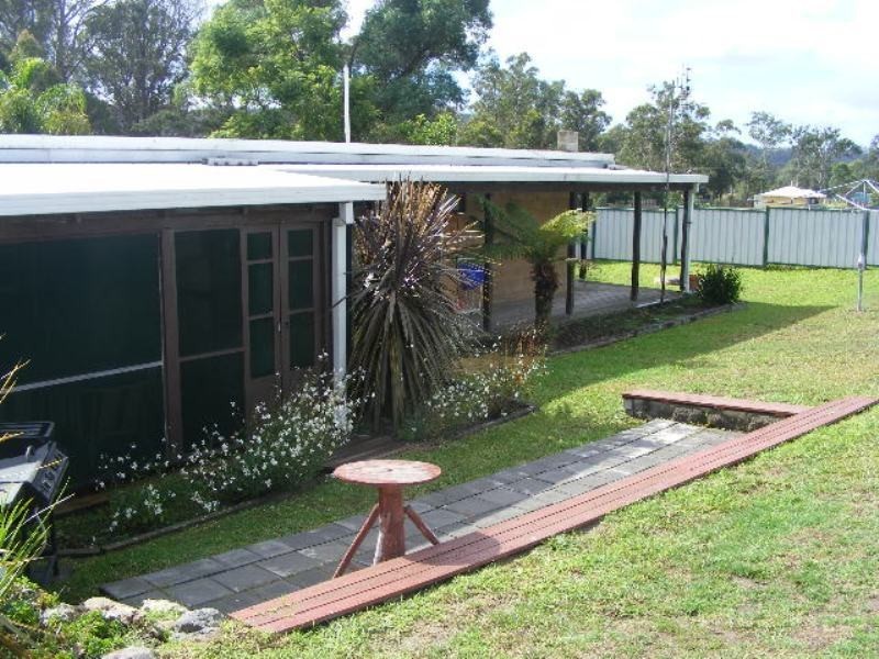27 Boggy Creek, Millingandi NSW 2549