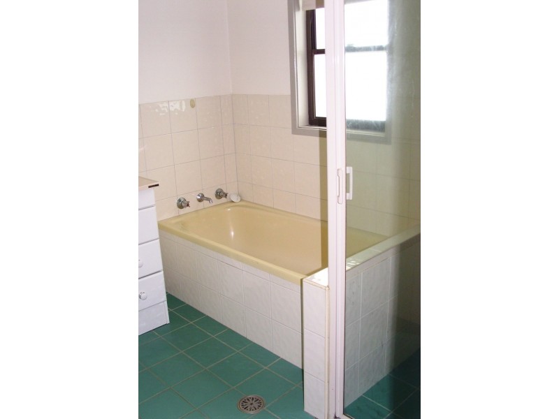 4/7-13  Eden St, Bega NSW 2550