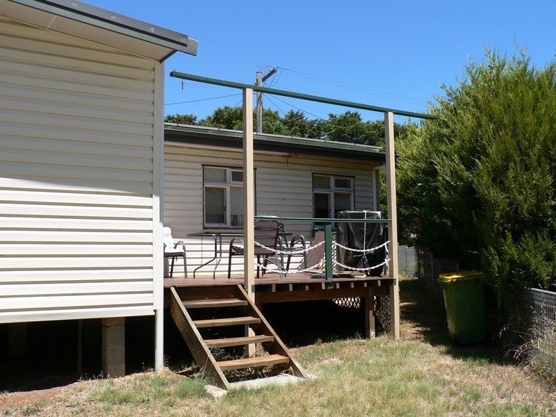 5 Nuralda Place, Cooma NSW 2630