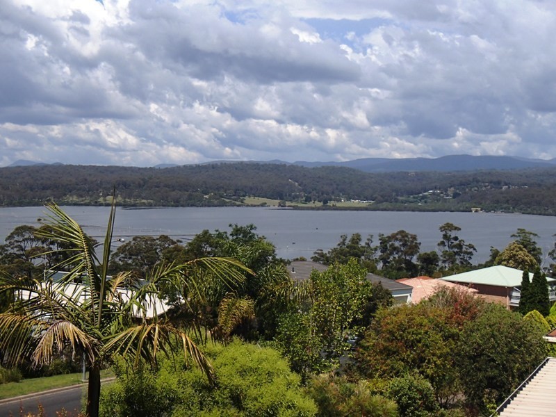 2/13 Lakewood  Drive, Merimbula NSW 2548