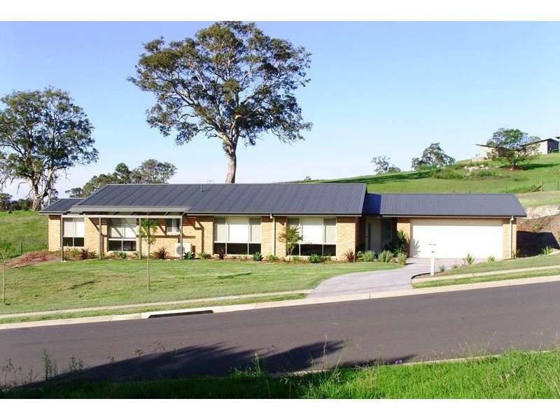 70 Glen Mia, Bega NSW 2550
