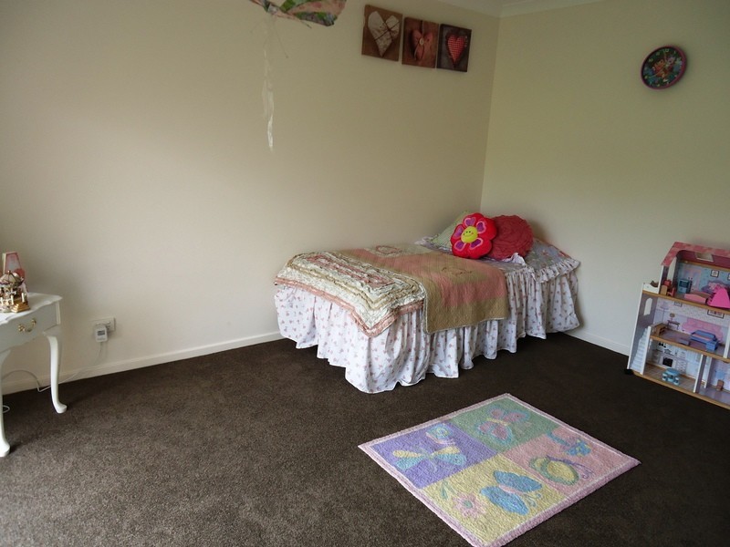 70 Glen Mia, Bega NSW 2550