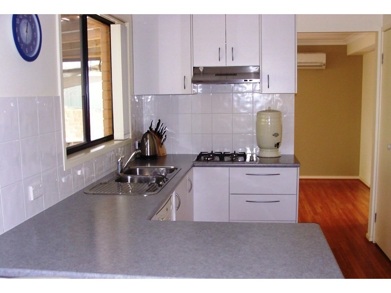 20 Thawa Close, Bega NSW 2550