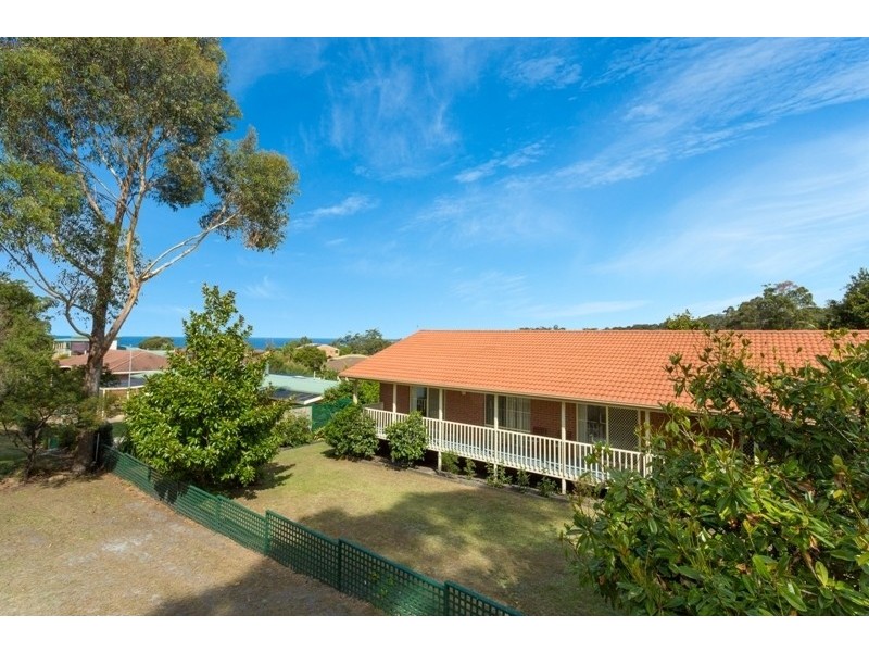 19 Pacific Way, Tura Beach NSW 2548