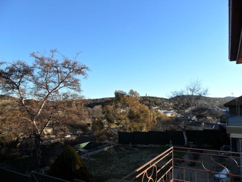 98 Massie Street, Cooma NSW 2630