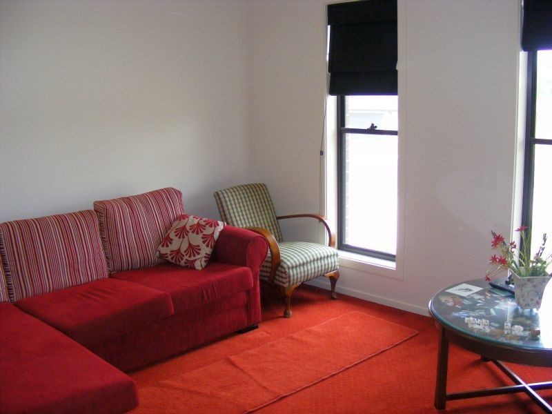 22 Koma Circuit, Bega NSW 2550