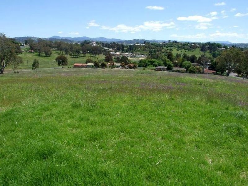 6 Bridle Place, Bega NSW 2550