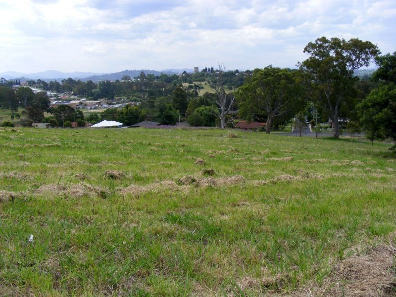 6 Bridle Place, Bega NSW 2550